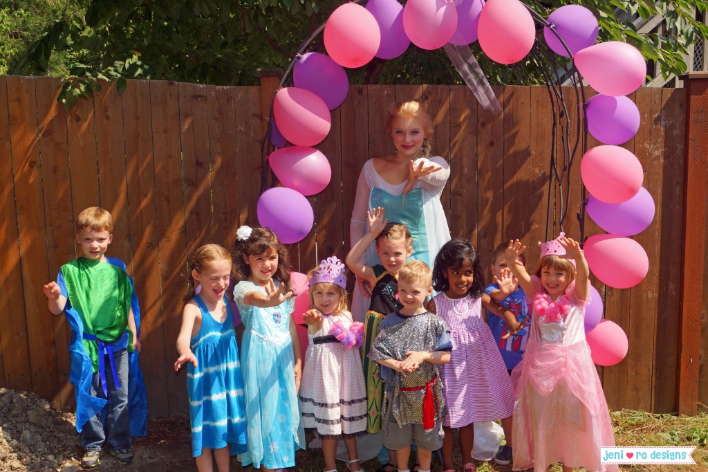 o 5th princess party group with elsa