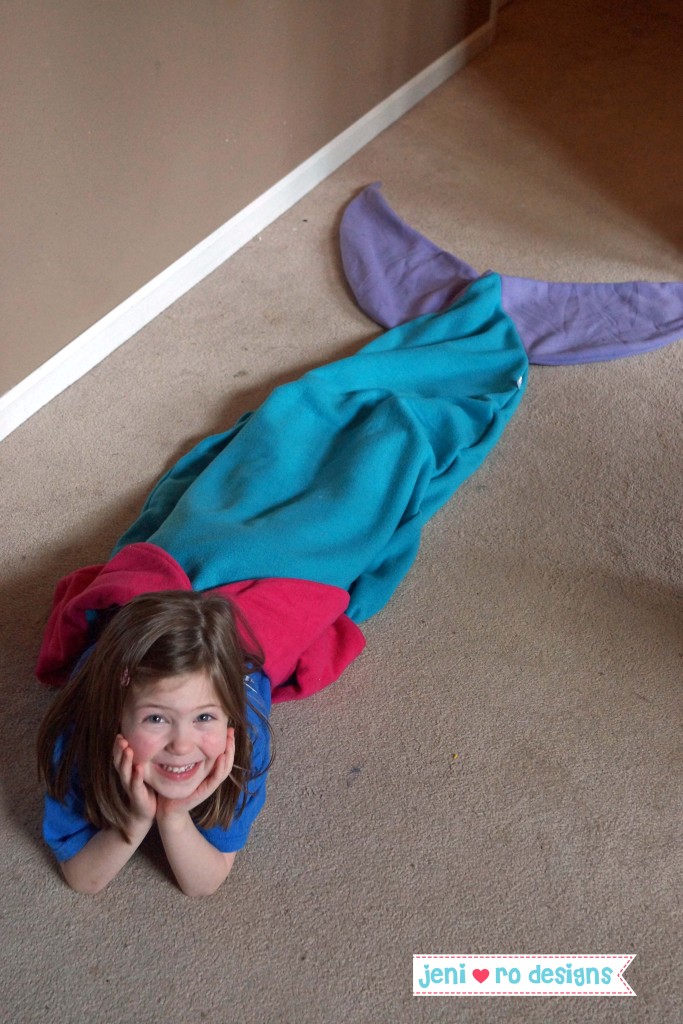 mermaid blanket 2