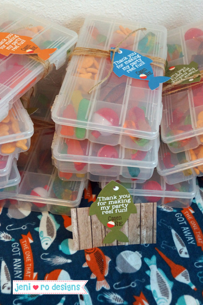 DIY Candy Tackle Box –